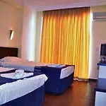 Отель Kemalhan Beach 4*