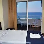 Hotel Kemalhan Beach